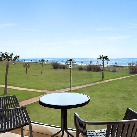 Ramada Hotel & Suites By Wyndham Ayia Napa Esterno foto