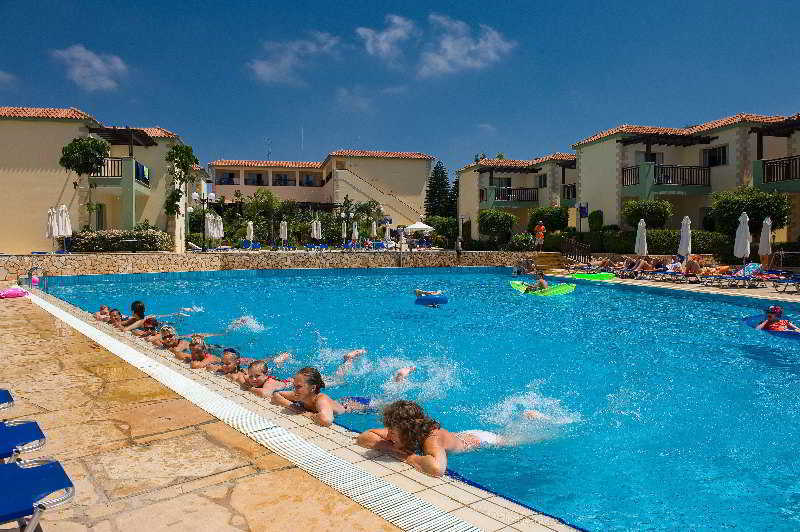 Ramada Hotel & Suites By Wyndham Ayia Napa Esterno foto