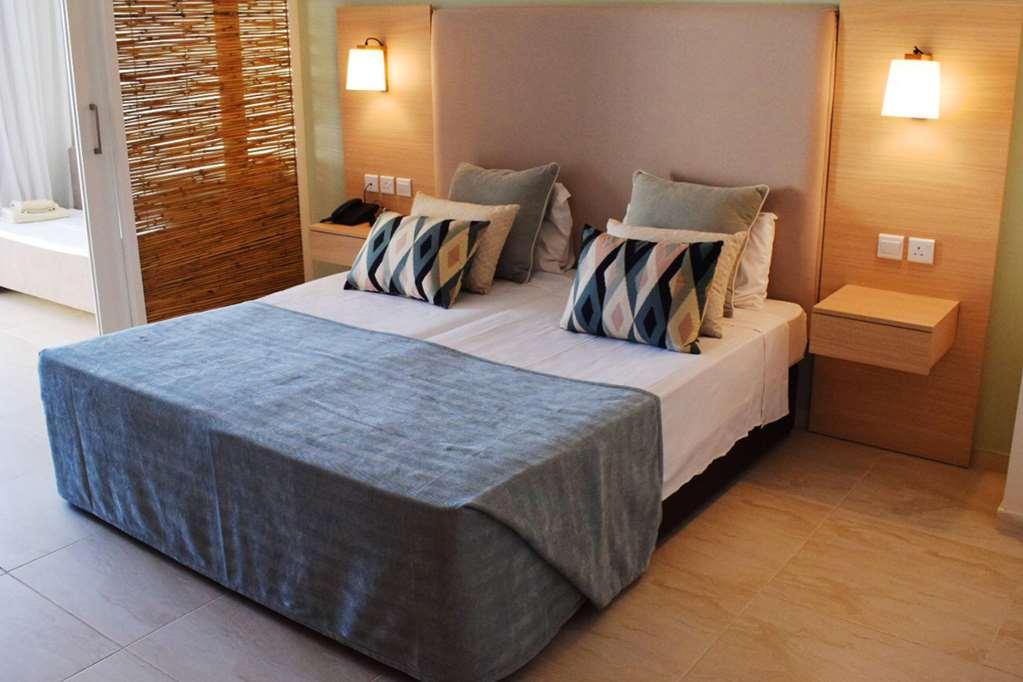 Ramada Hotel & Suites By Wyndham Ayia Napa Camera foto