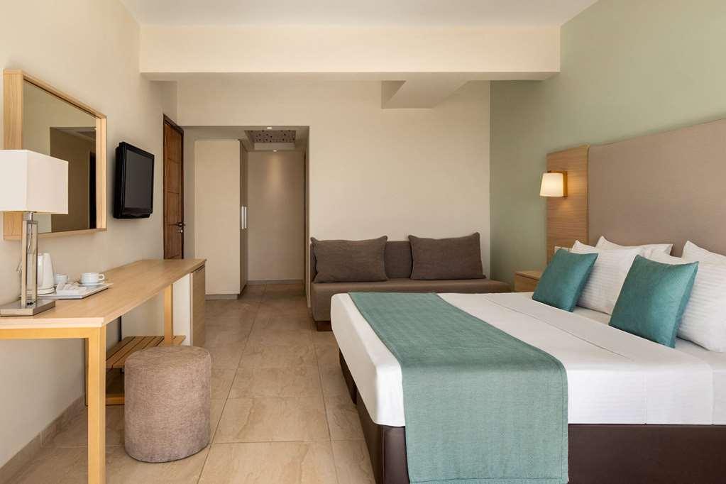 Ramada Hotel & Suites By Wyndham Ayia Napa Camera foto